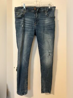 Armani Exchange men’s Medium Wash Distressed Skinny Jeans